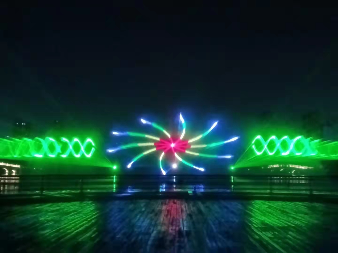 盐城盐渎公园音乐喷泉(图2)